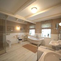 13DFD009306E5CBC8CB0261962BC4DC7 VIEW SLIDESHOW