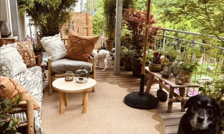 Wundersch%C3%B6ne%20und%20liebevoll%20eingerichtete%20Wohnung%20mit%20Traumgarten